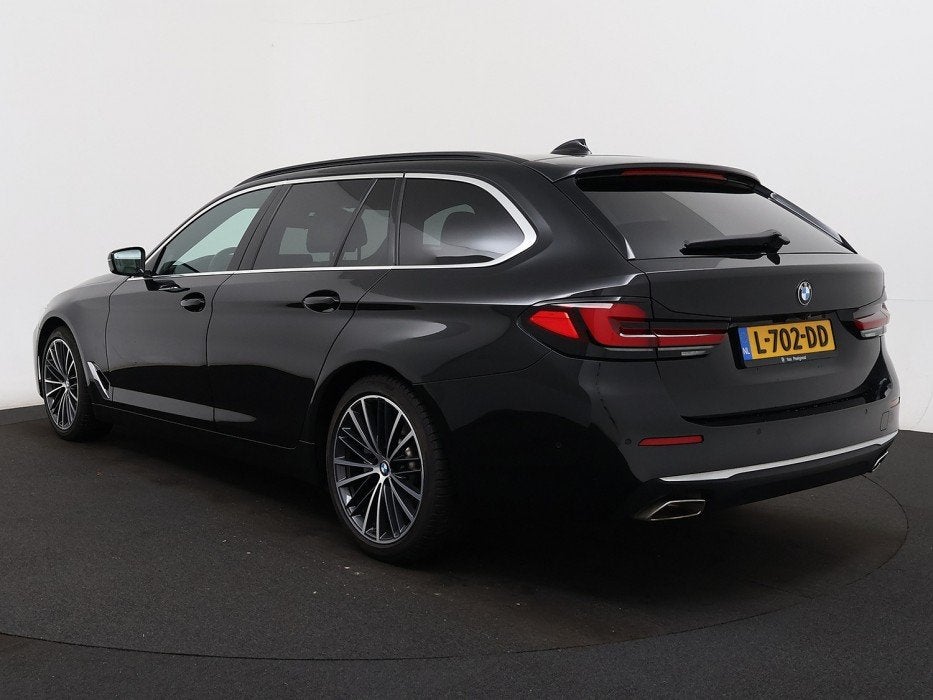 Foto 23 van BMW 5 Serie Touring 520i High Executive | Pano | Leder | 04-