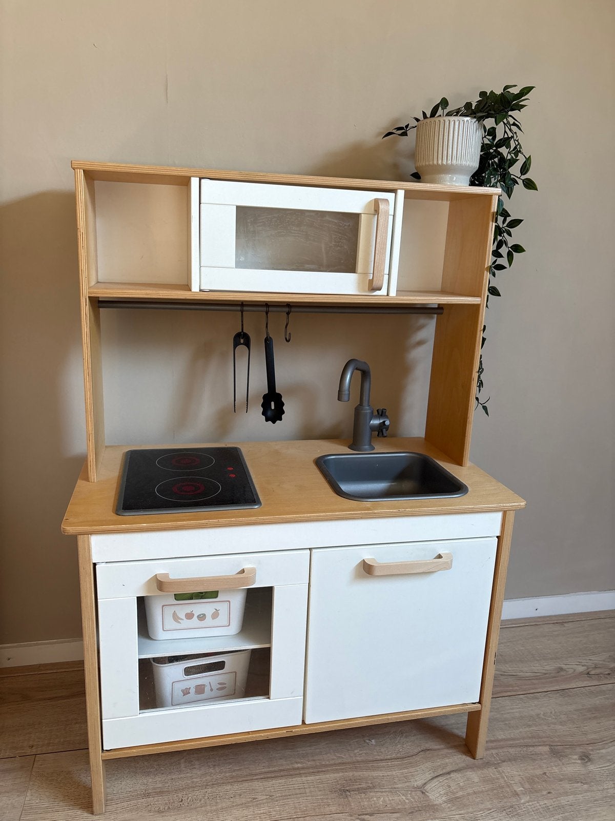 IKEA Duktig Speelkeuken - Zo goed als nieuw, Kinderen en Baby's, Speelgoed | Houten speelgoed, Ophalen, Zo goed als nieuw, Meubelstuk of Keukentje
