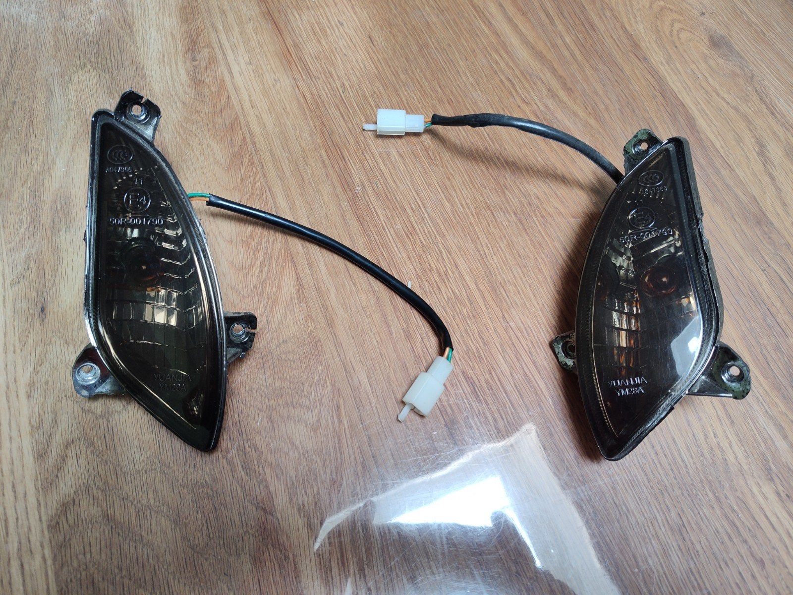 2 voor knipperlichten van een La souris., Ophalen, Gebruikt, Overige typen, Overige merken
