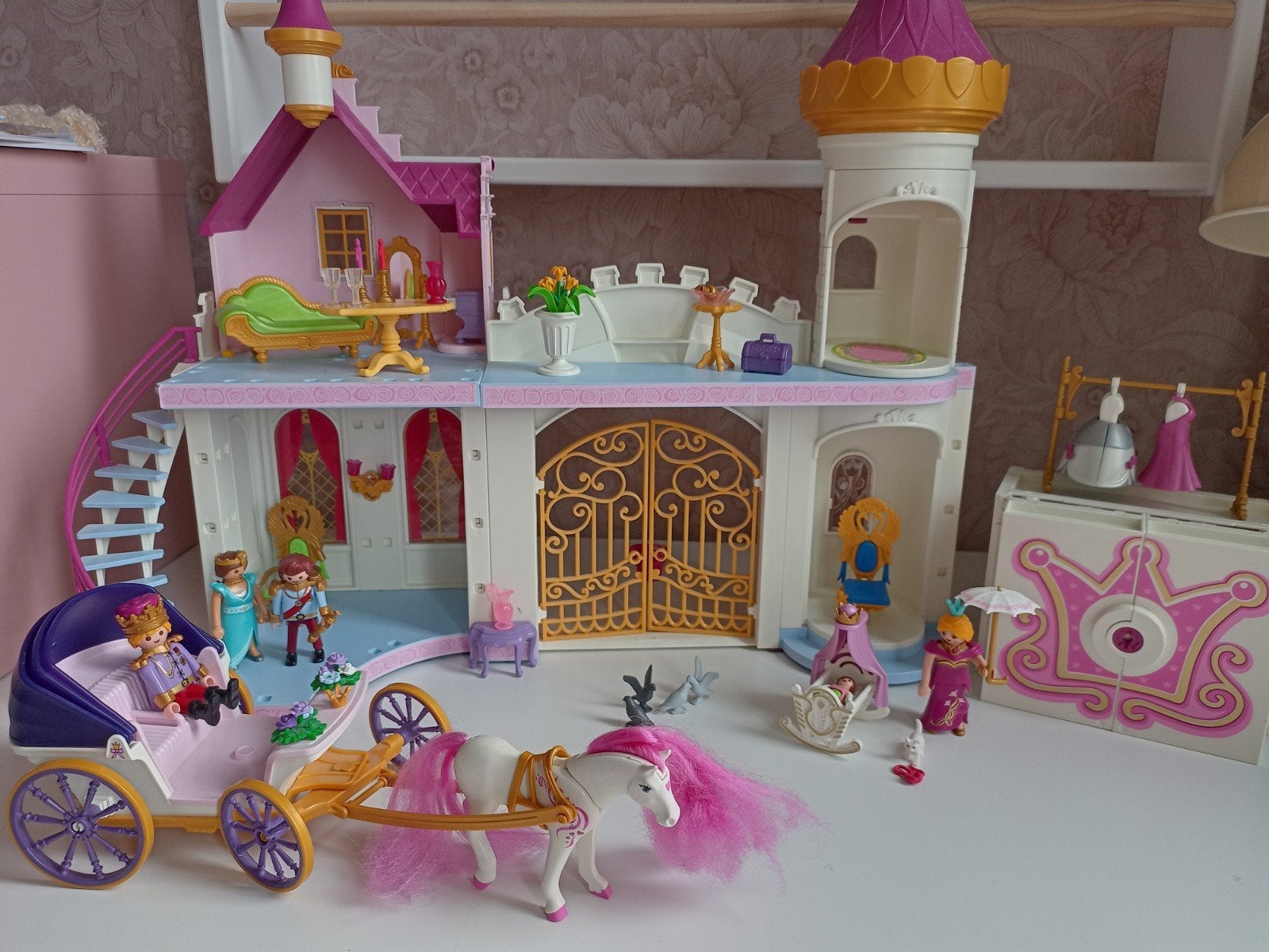 Playmobil prinsessen kasteel en meeneem troonzaal, Gebruikt, Complete set, Ophalen of Verzenden, Kasteel/Fort