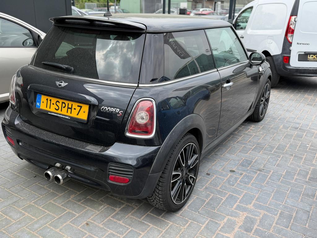 Mini Mini 1.6 Cooper S Motorstoring Lees tekst, Auto's, Voorwielaandrijving, Gebruikt, 4 cilinders, 4 stoelen