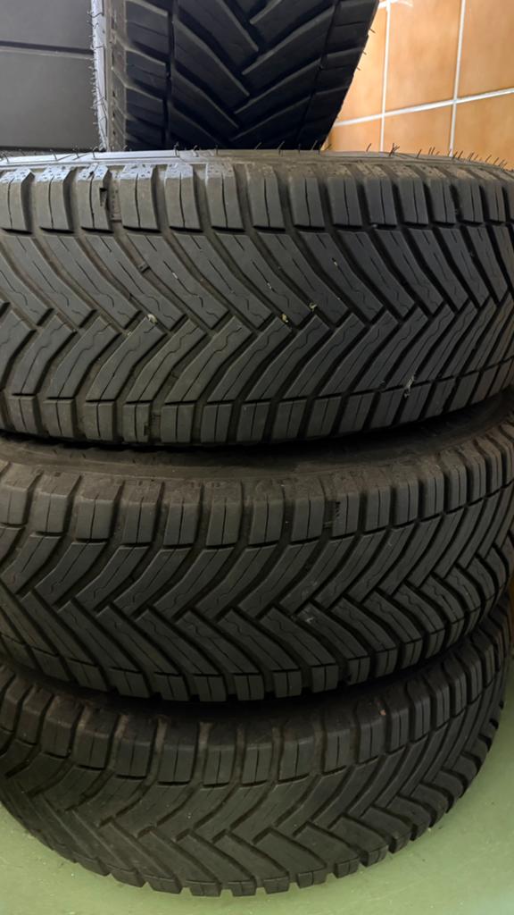 MichelinCROSSCLIMATE Camping, Camper bandenset 225/75/R16 CP, Gebruikt, 16 inch, All Season, Band(en)