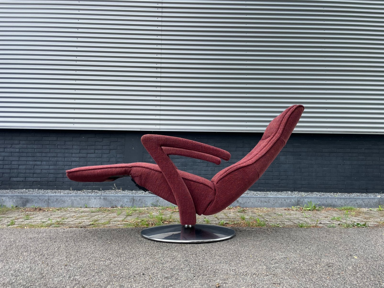 Nette rode stoffen de toekomst relax fauteuil elegant model, Huis en Inrichting, Fauteuils, Ophalen, Minder dan 75 cm, 50 tot 75 cm