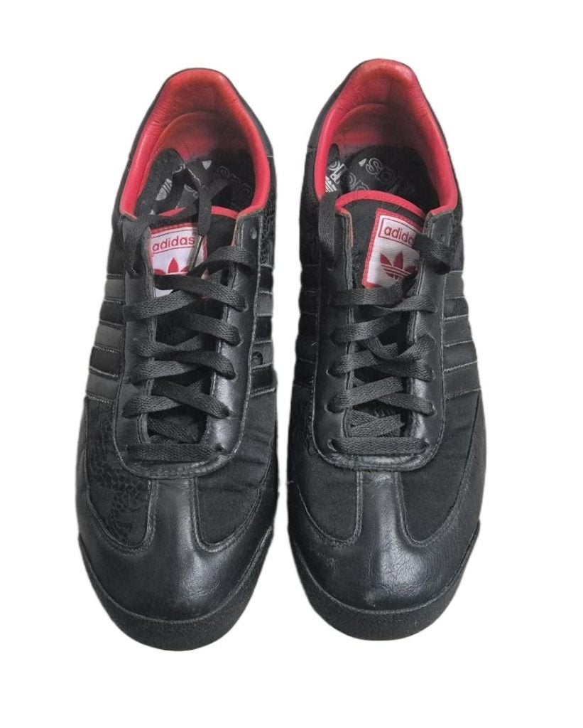Adidas Dragon “Black/Light Scarlet” | Size UK 10, Kleding | Heren, Schoenen, Zwart, Nieuw, Ophalen of Verzenden, Sneakers of Gympen