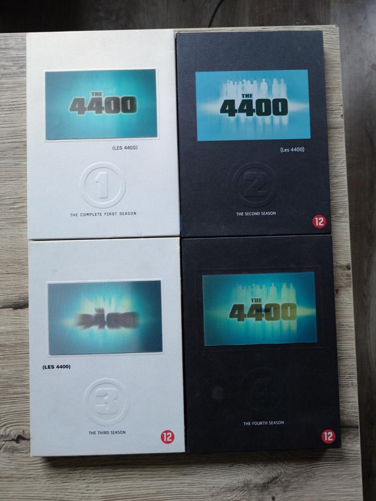 The 4400 Serie S1 tm S4 Met NLO, Cd's en Dvd's, Dvd's | Tv en Series, Ophalen of Verzenden, Zo goed als nieuw