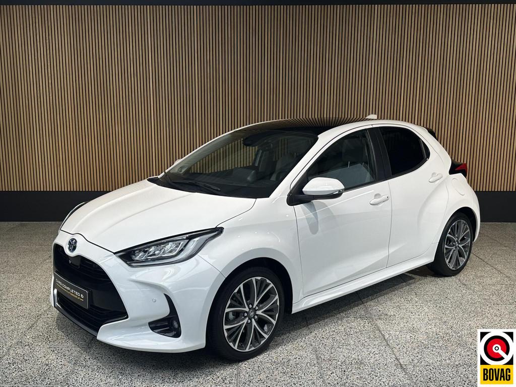 Toyota Yaris 1.5 Hybrid Executive Panodak | JBL | Head-Up di, Auto's, Toyota, Gebruikt, Euro 6, 1490 cc, Bedrijf
