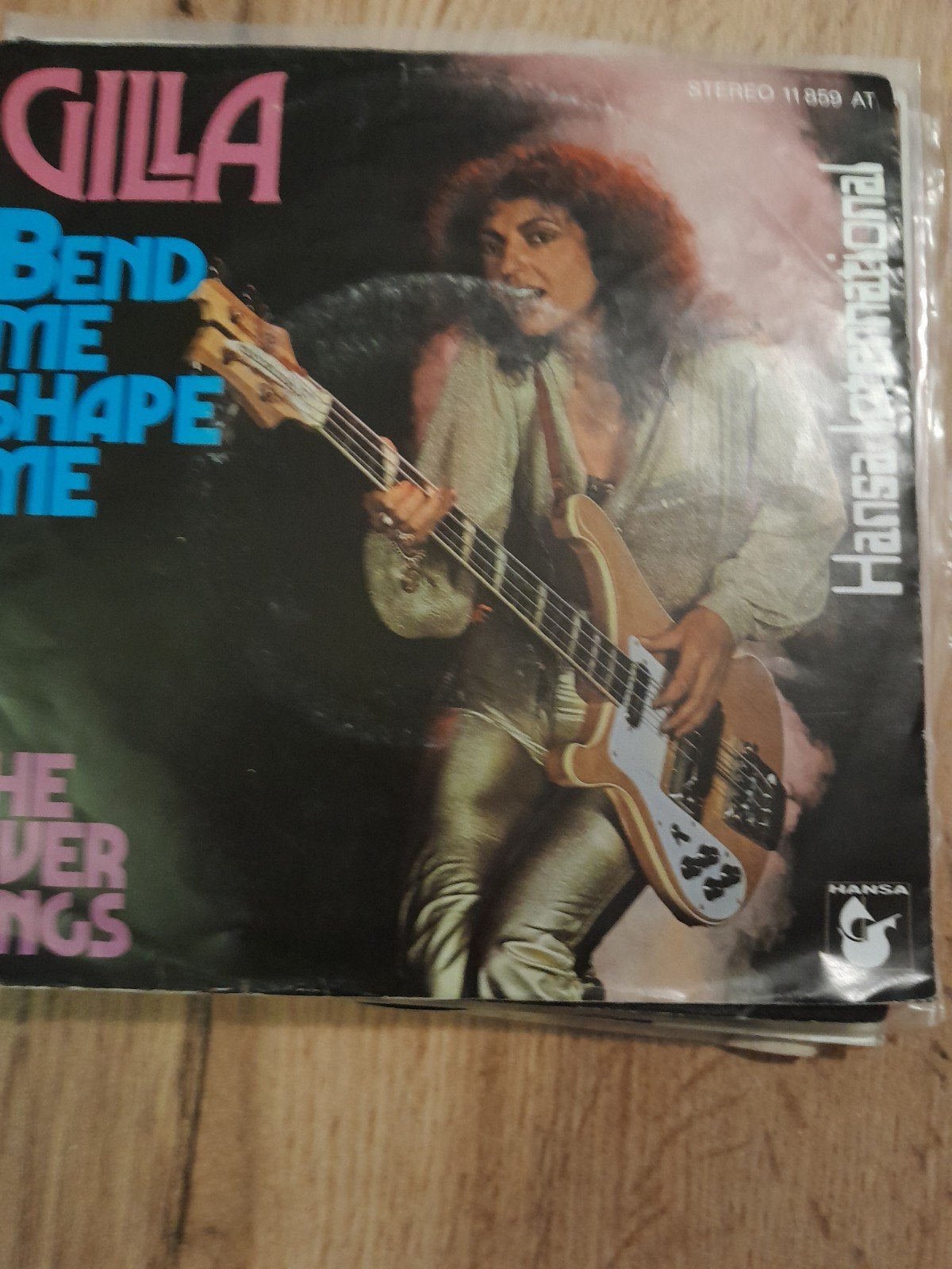 gilla 7inch bend me shape me, Ophalen of Verzenden, Zo goed als nieuw, Pop