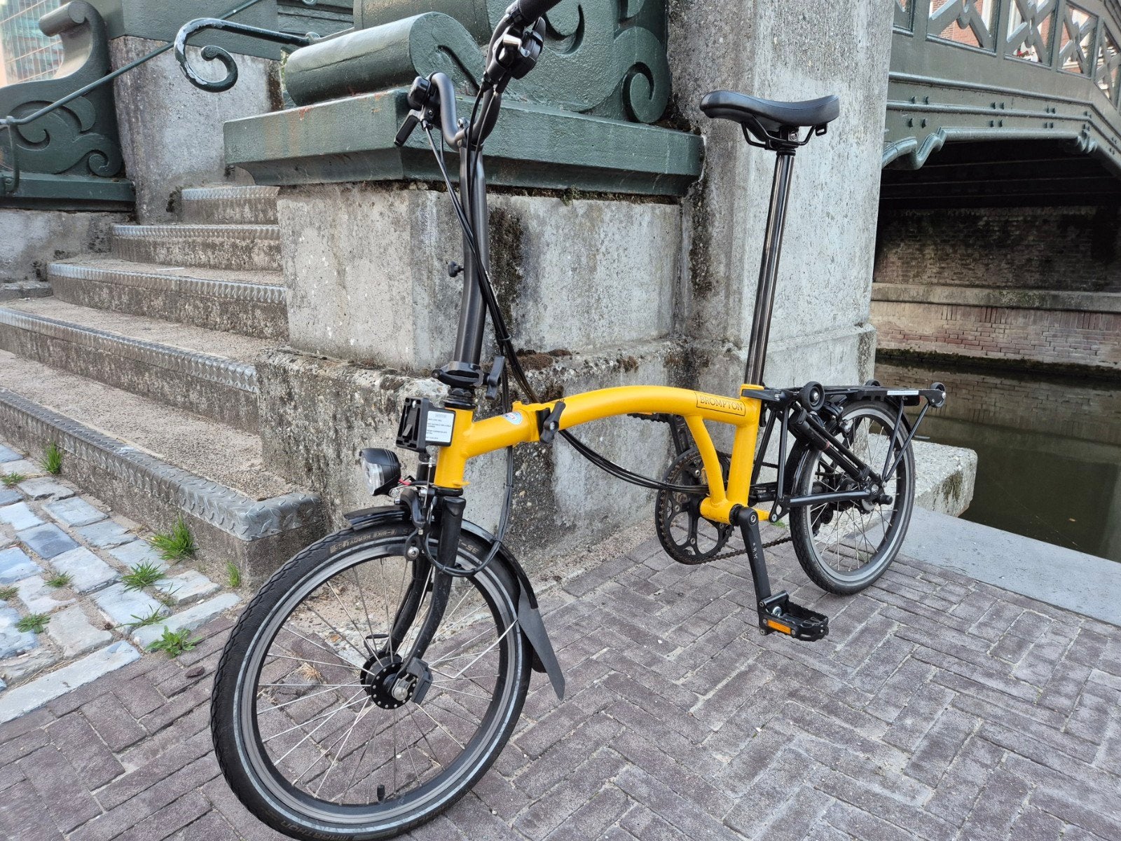 Foto 12 van Brompton C-line M6R Bumblebee Yellow (nov.2024)
