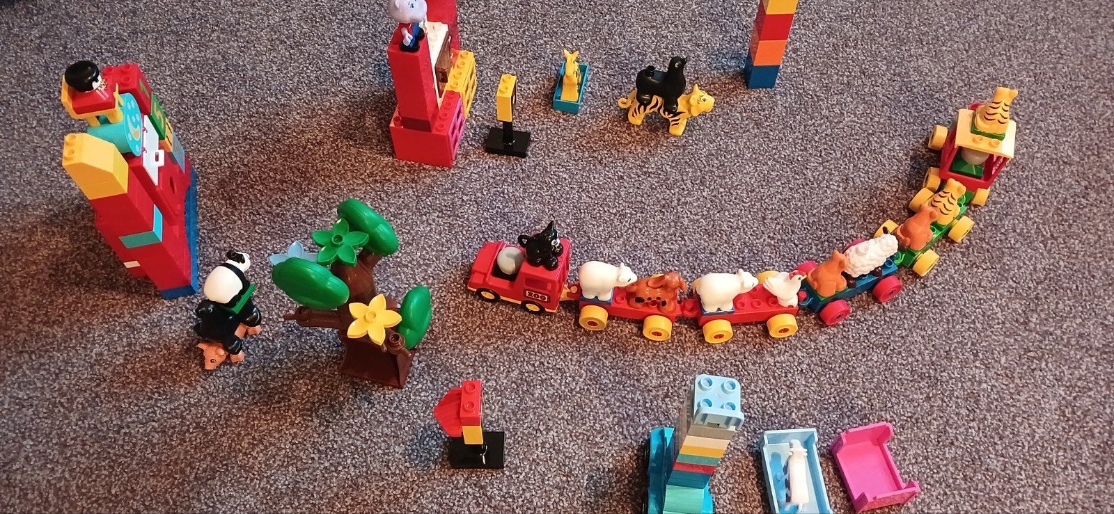 Grote set Duplo en andere bouwblokken met dieren en trein, Ophalen of Verzenden, Gebruikt, Overige merken
