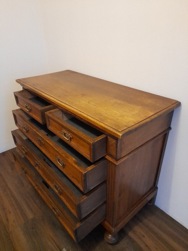 Antiek dressoir, Ophalen