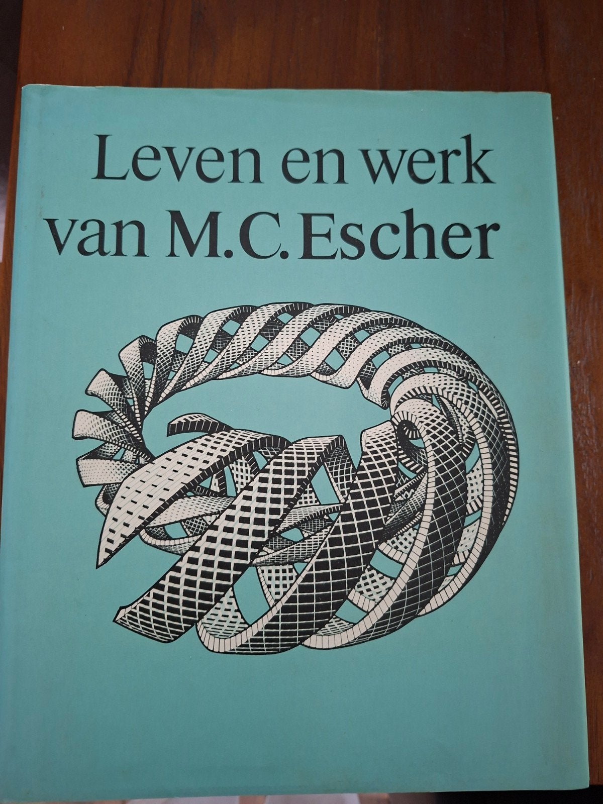 Leven en werk van M.C. Escher - Boek, Ophalen, Gelezen, M.C. Escher, Nederland