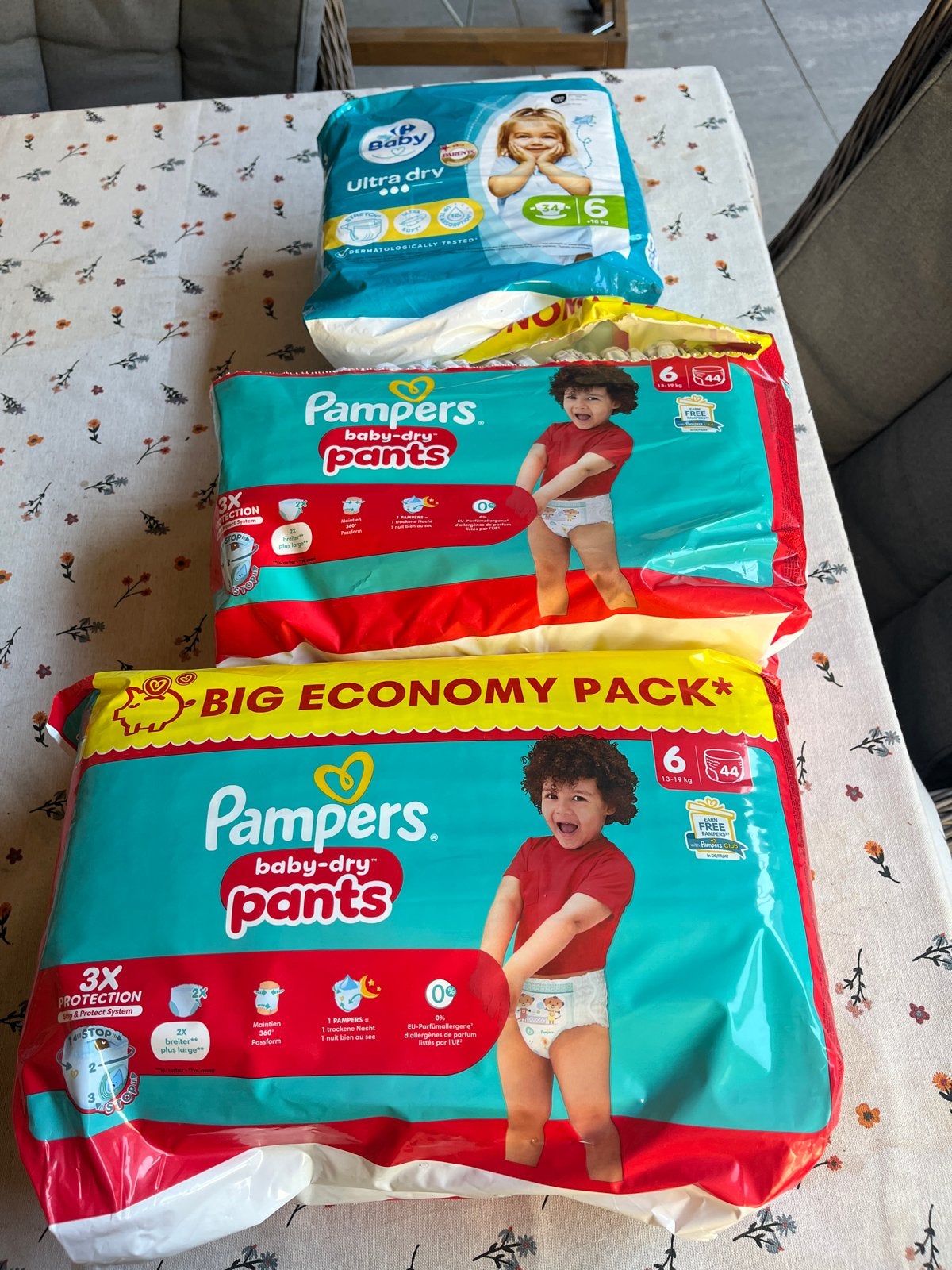 Pampers Baby-Dry Pants en Baby Ultra Dry luiers maat 6, Ophalen, Nieuw