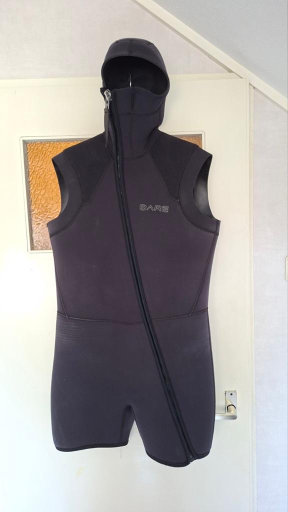 Bare 7 mm shorty met cap, maat XL, Ophalen of Verzenden, Gebruikt, Duikpak