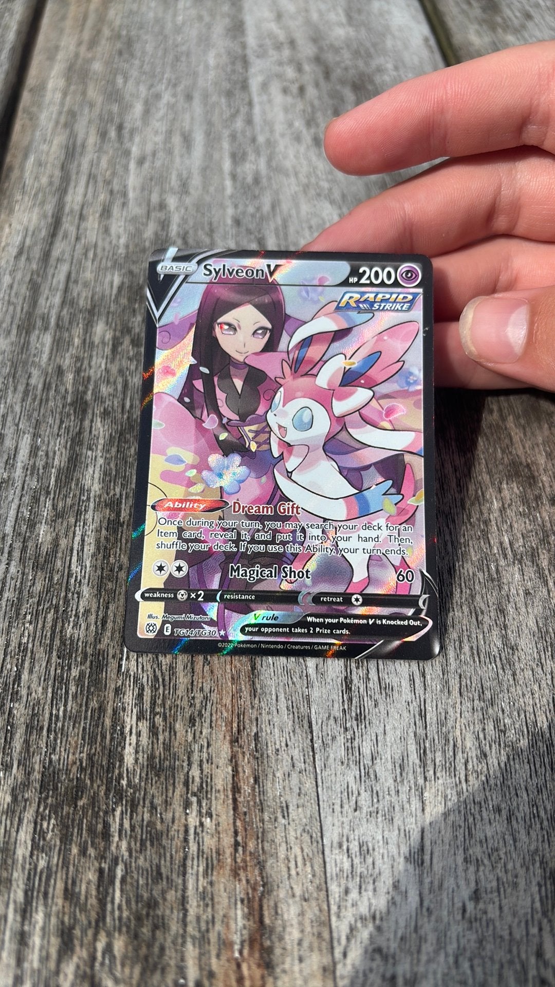 Sylveon v pokemon kaart, Ophalen of Verzenden, Zo goed als nieuw