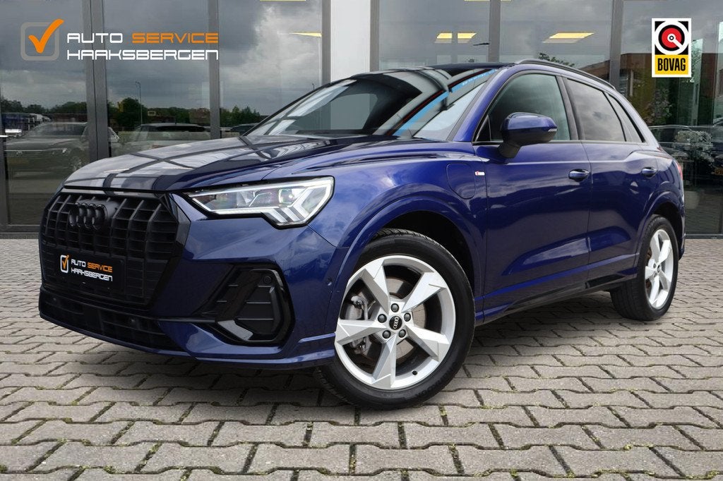 Audi Q3 45 TFSI e S-Line | ACC | Camera | Virtual Cockpit |, Gebruikt, Zwart, Blauw, Hybride Elektrisch/Benzine