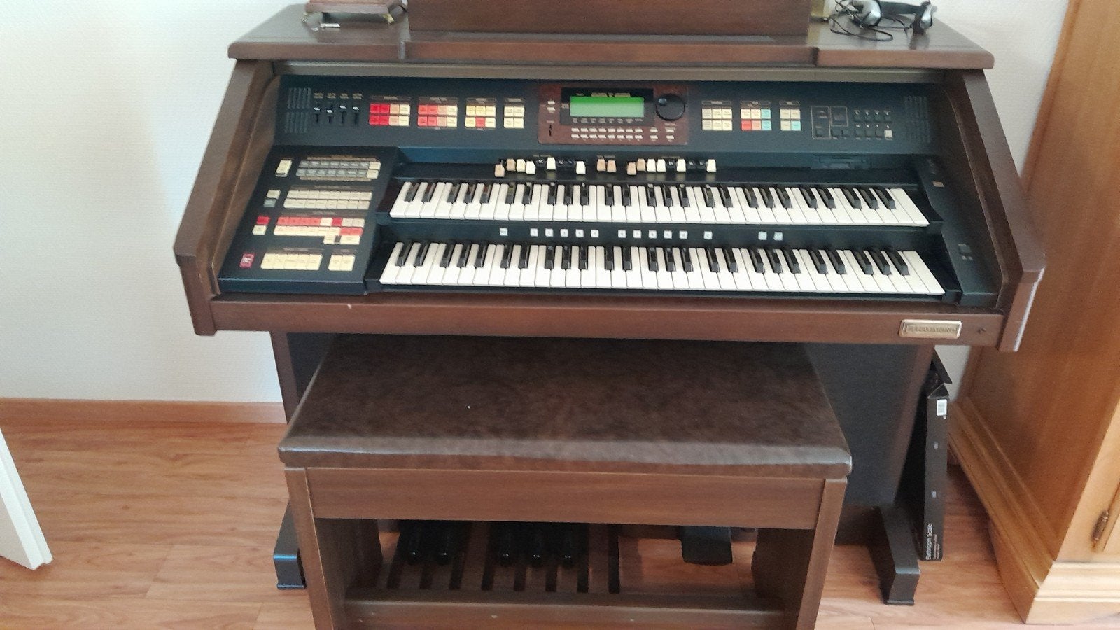 Elektronisch Orgel met Twee Klavieren en Pedaal, Muziek en Instrumenten, Orgels, Ophalen