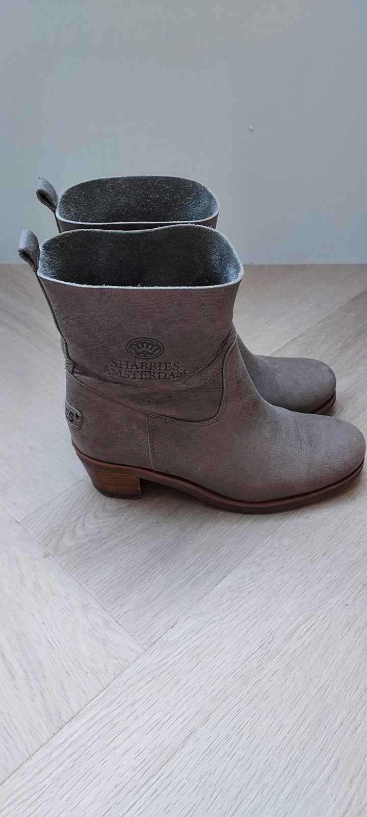 Shabbies Amsterdam taupe leren enkellaarsjes - maat 38, Lage of Enkellaarzen, Ophalen of Verzenden, Zo goed als nieuw, Bruin
