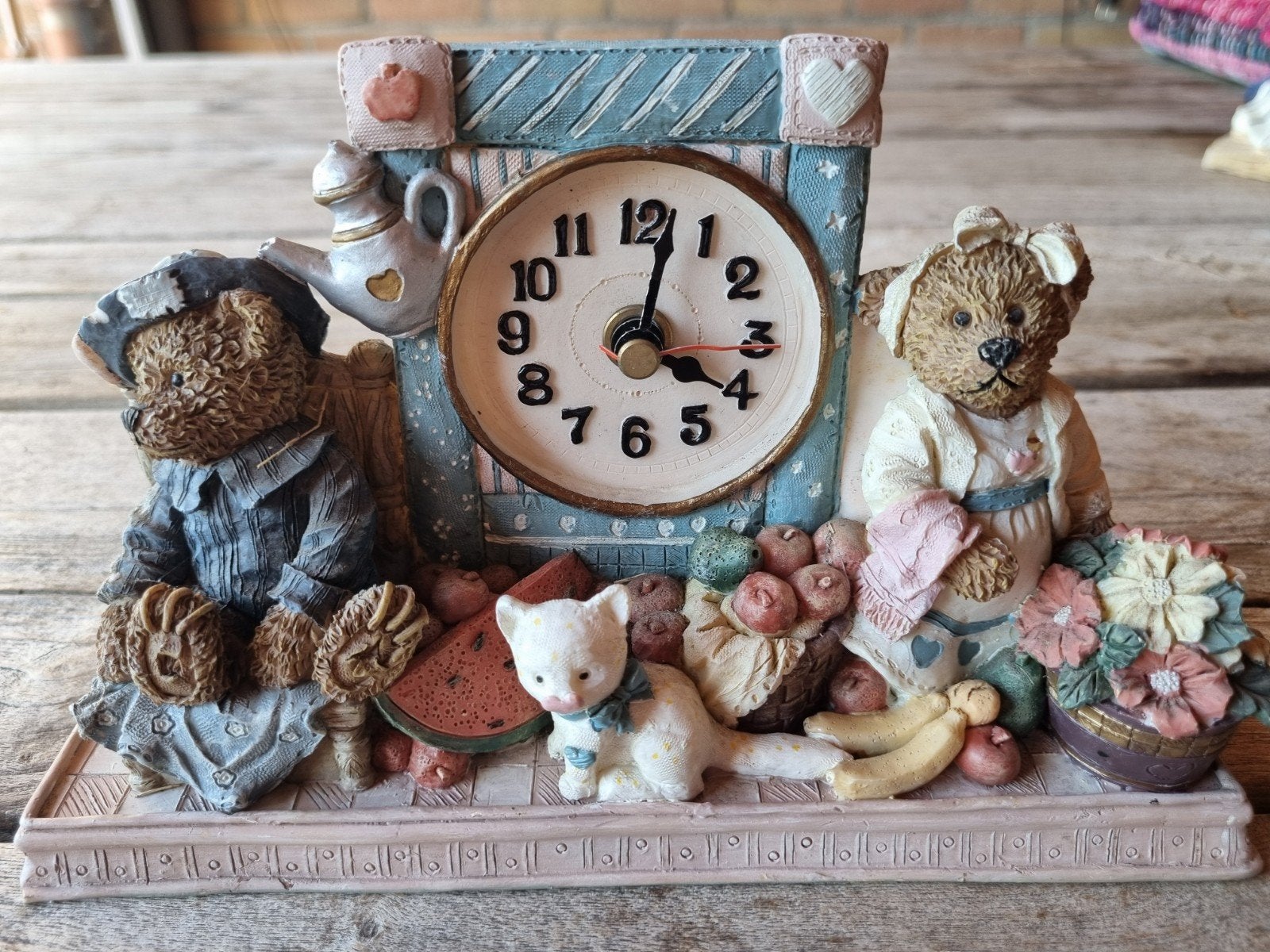 Decoratieve klok met teddyberen en kat, Ophalen of Verzenden