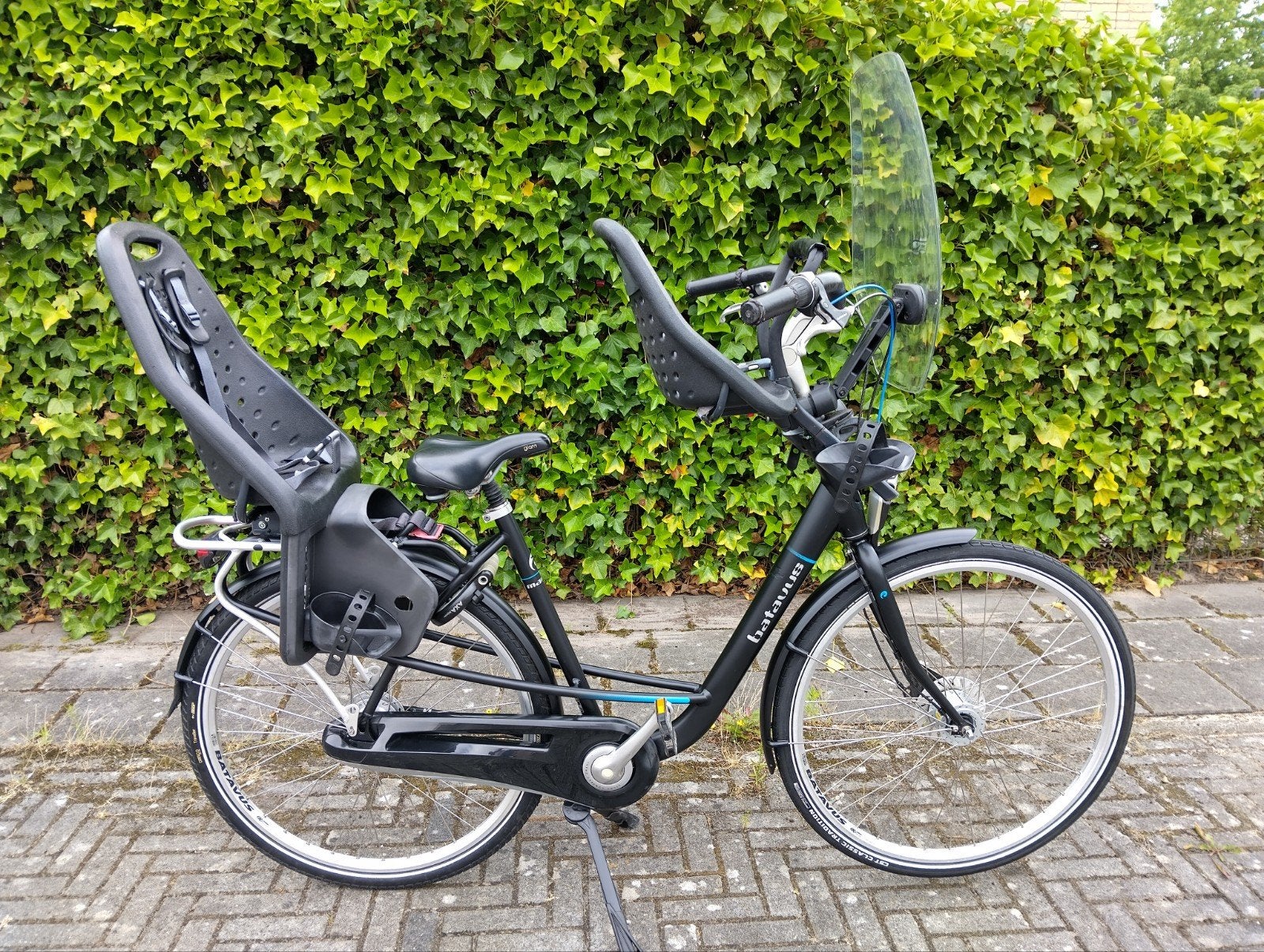 Batavus Mambo, mat zwart, moederfiets met 2 yepp zitjes, Ophalen, 2 zitjes, Versnellingen, Batavus