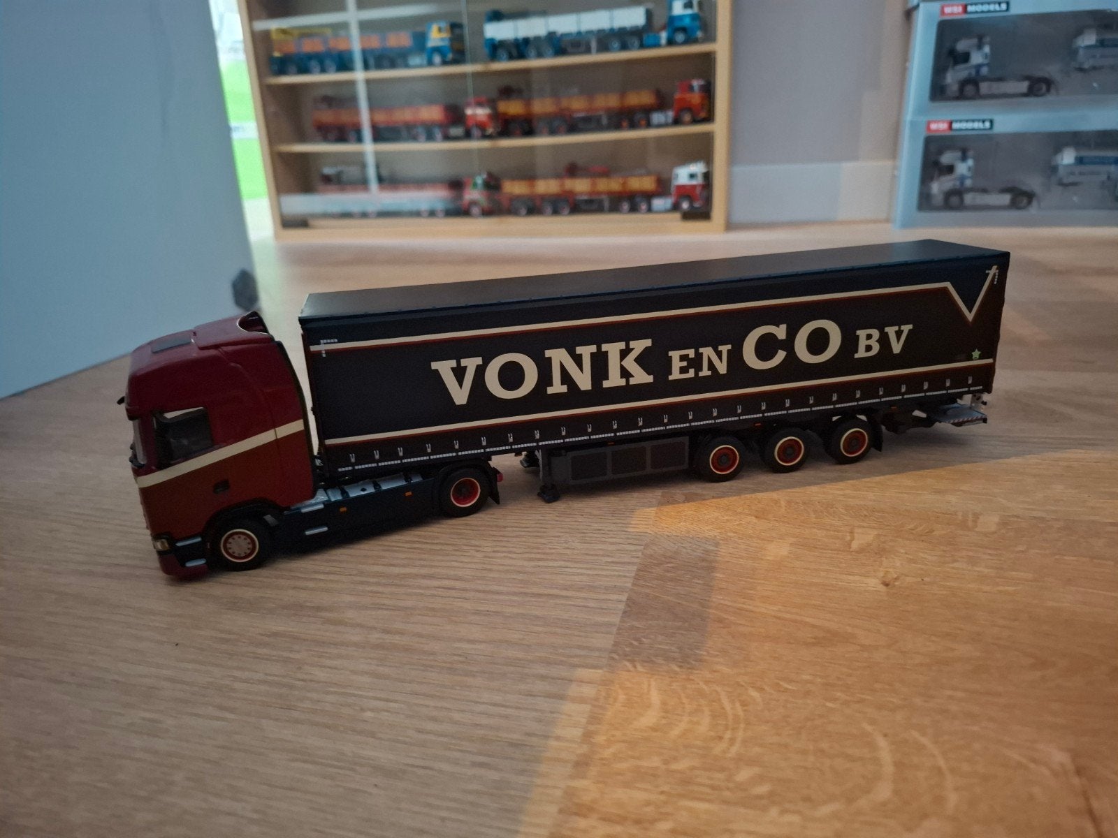 Scania vonk en co, Hobby en Vrije tijd, Modelauto's | 1:50, Ophalen of Verzenden, Nieuw, Bus of Vrachtwagen, Wsi