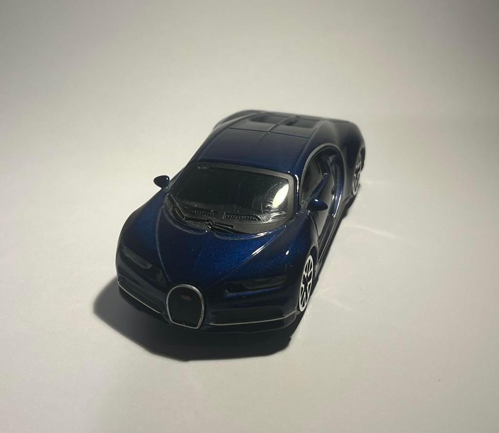 Bugatti Chiron 1/43 blauw., Ophalen of Verzenden, Zo goed als nieuw, Auto, Overige merken