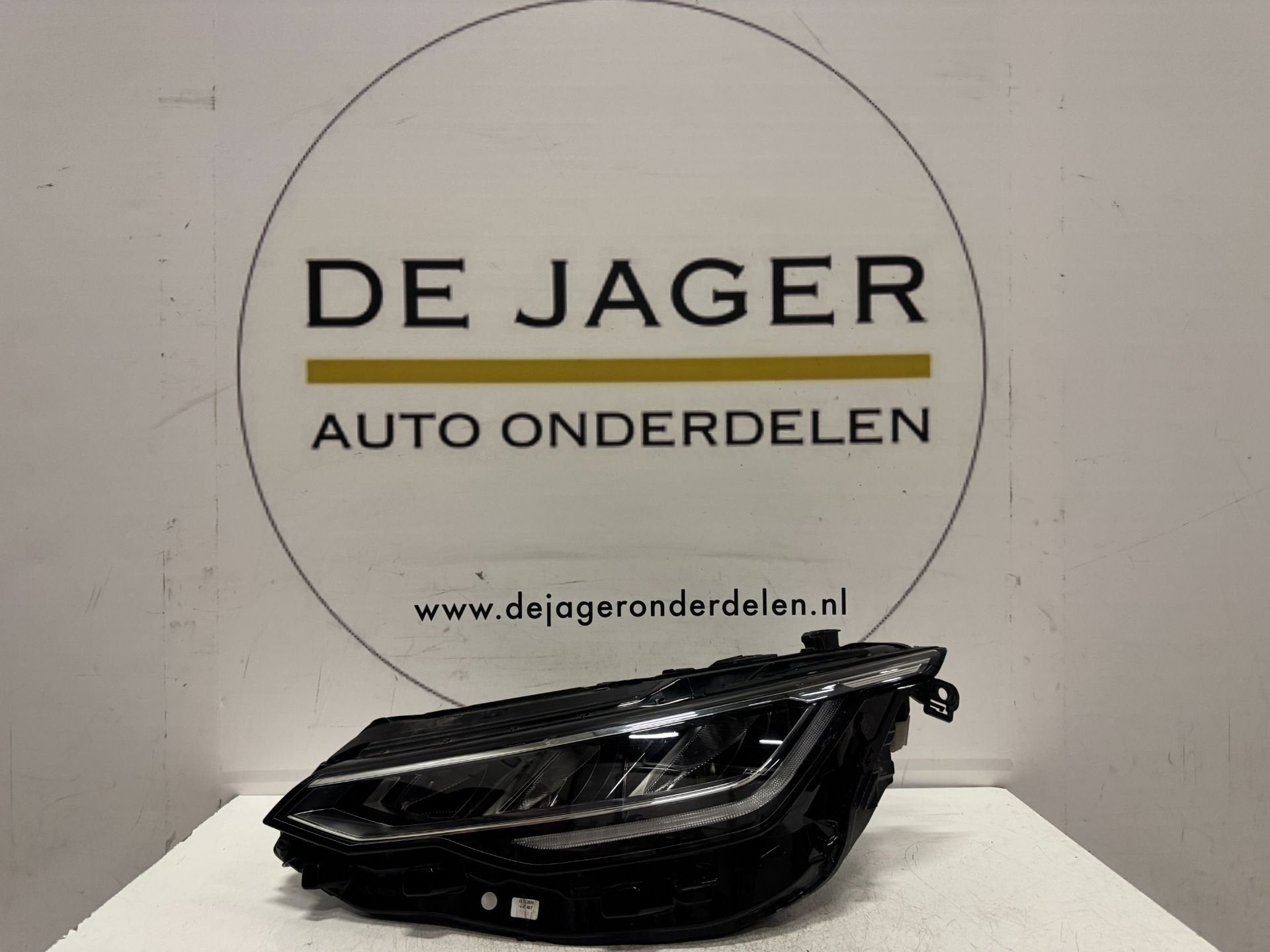 VW GOLF 8,5 8 FACELIFT KOPLAMP LED RECHTS 5H1941005A, Gebruikt, Volkswagen, Volkswagen AG, Berliner Ring 2
38440  Wolfsburg, DE