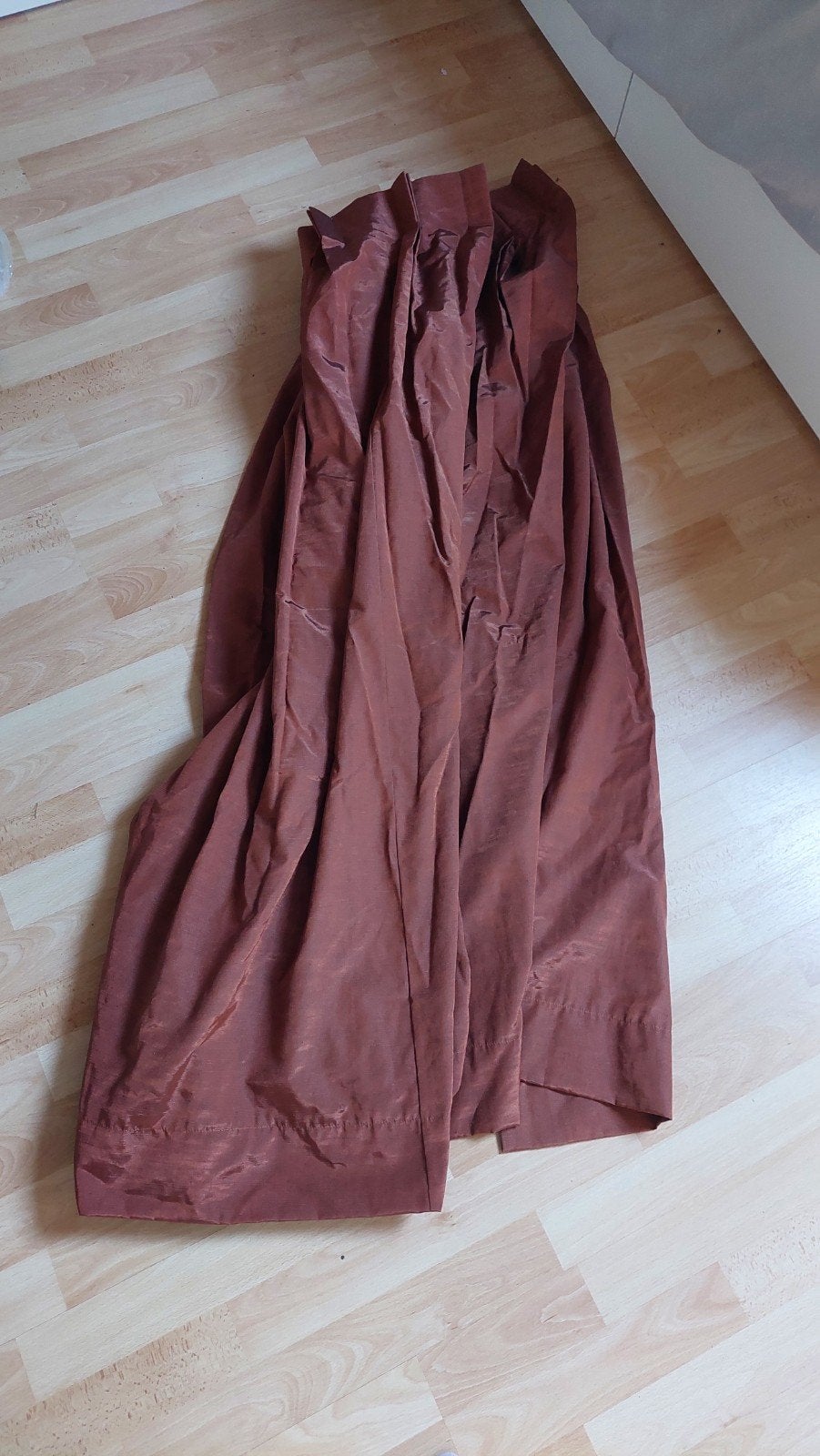 gordijn 130cm lang circa 140 breed, Bruin, Ophalen of Verzenden, 130 cm, Gordijn