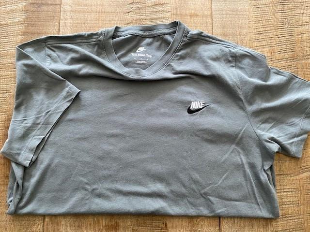 Nike heren shirt, middengrijs, maat M, Maat 48/50 (M), Nike, Ophalen of Verzenden, Zo goed als nieuw