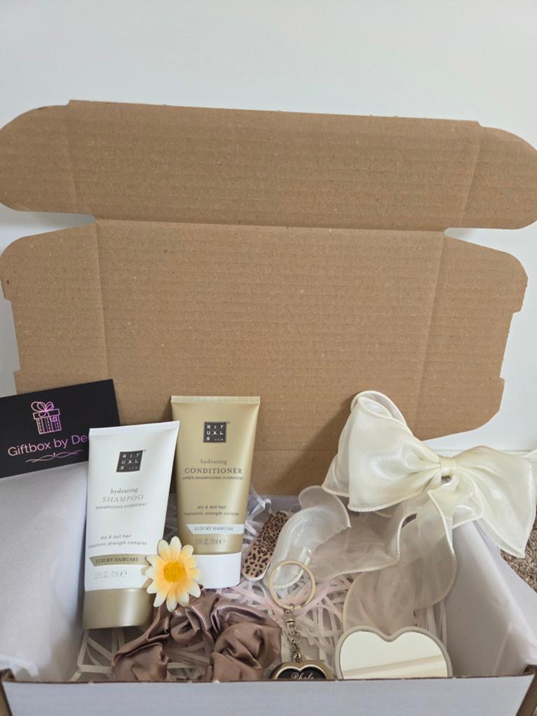 Rituals Giftbox met haarverzorging en accessoires, Sieraden, Tassen en Uiterlijk, Uiterlijk | Haarverzorging, Ophalen of Verzenden