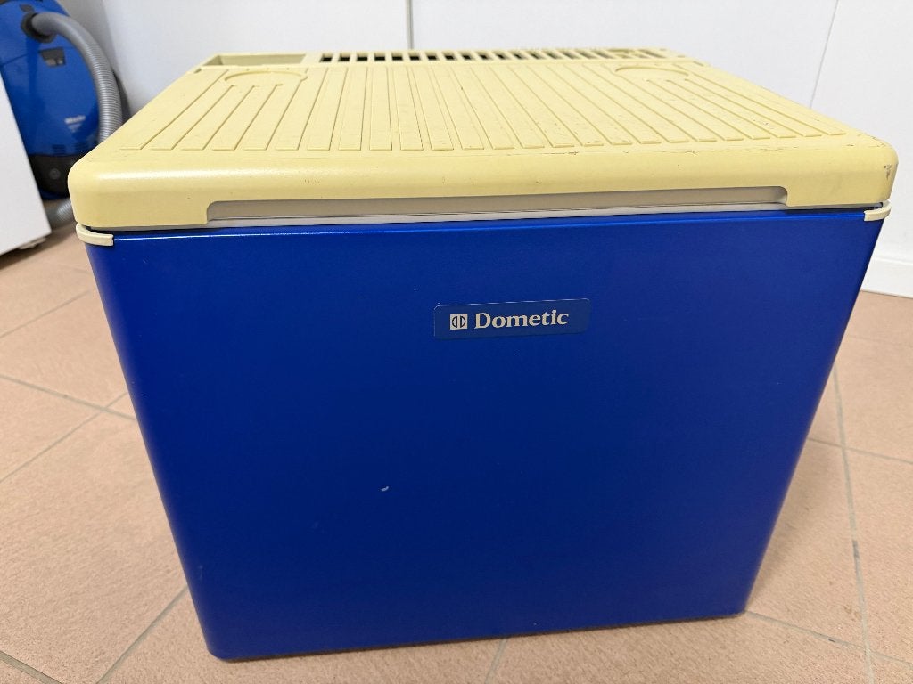 Dometic koelkastje, Ophalen, Gebruikt, Elektrisch