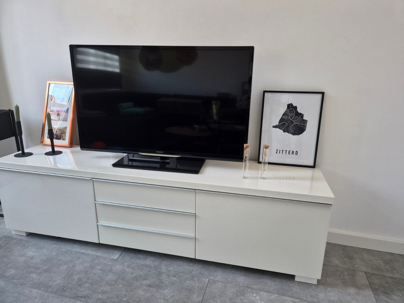 tv meubel, Ophalen, Zo goed als nieuw