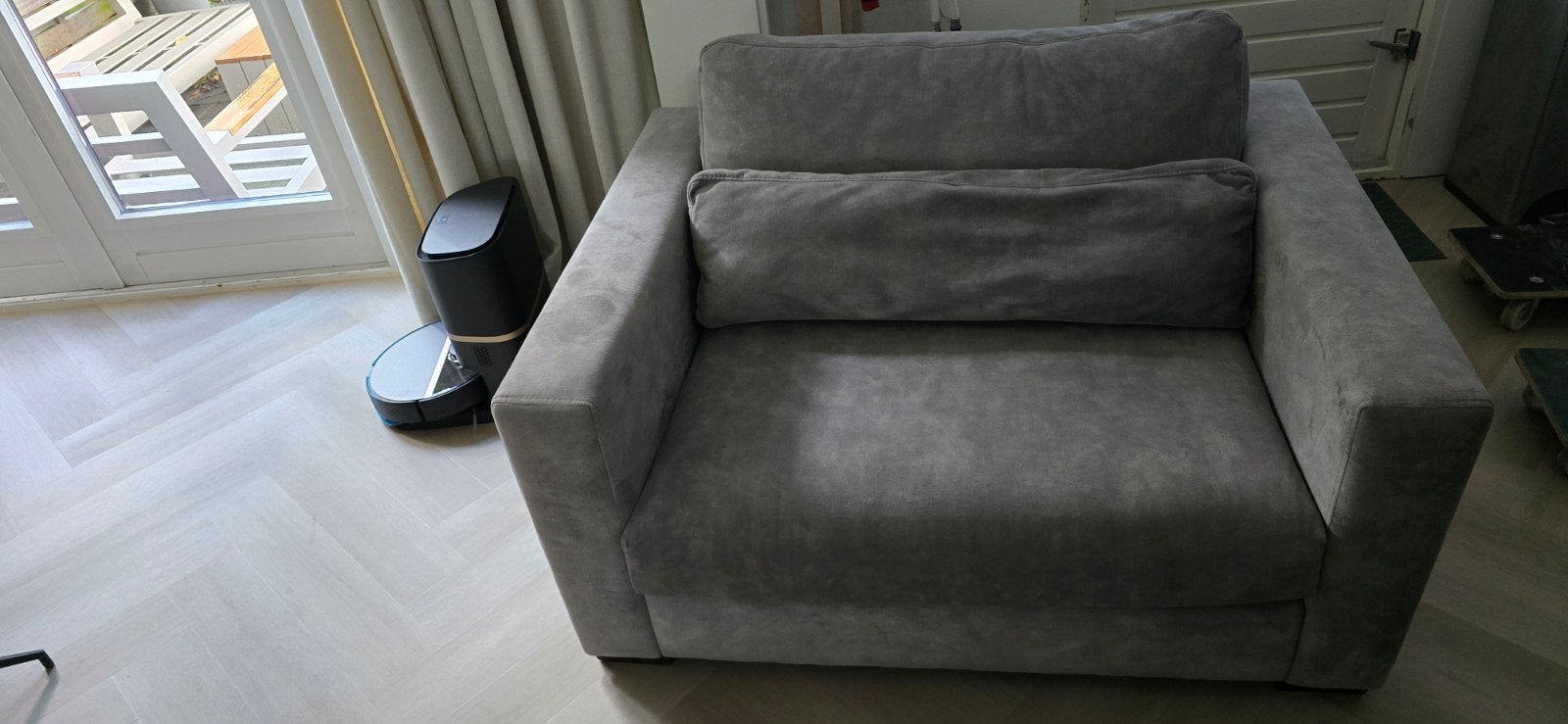 Comfortabele grijze fauteuil - Zo goed als nieuw, Ophalen, Modern, Comfortabel, 100 tot 125 cm, 125 cm of meer