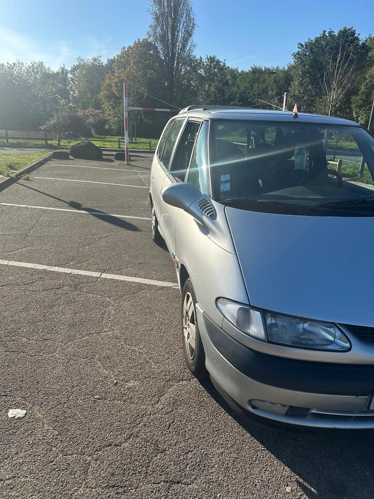 Renault Espace 2.2dt export 7persoons, Auto's, Renault, Stof, Particulier, Blauw, Zilver of Grijs