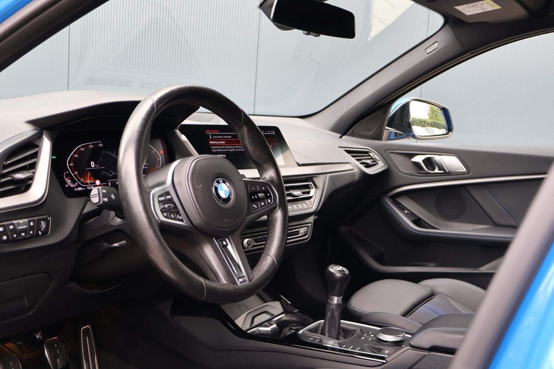 BMW 1-serie 118i M-Sport Executive Edition Misano Blau | 1e, Auto's, Dealer onderhouden, 136 pk, Gebruikt, Met garantie (alle)
