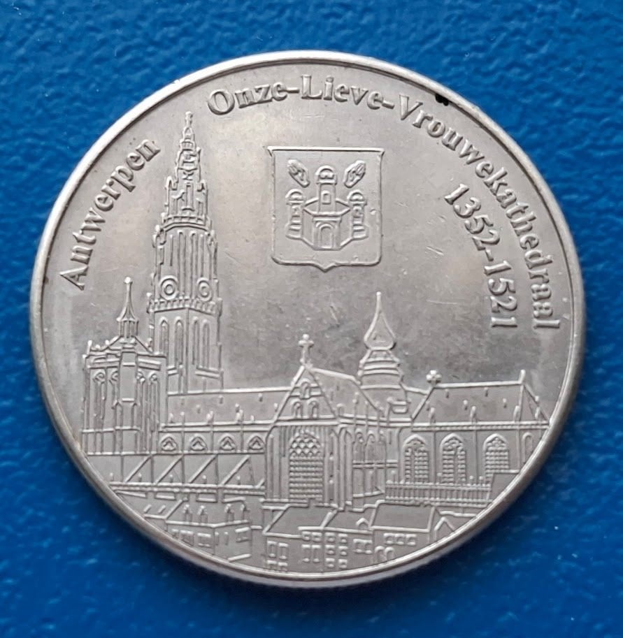 Penning Antwerpen Onze-Lieve-Vrouwekathedraal - 2009, Verzenden, Overige materialen, Buitenland