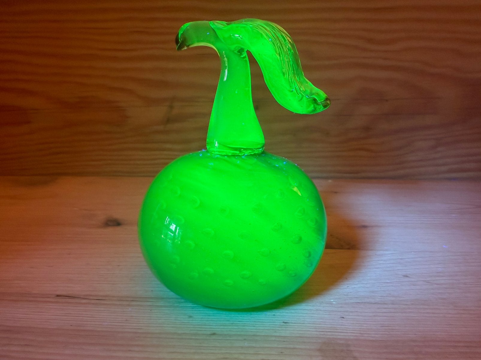 Uranium glass Apple, Ophalen of Verzenden