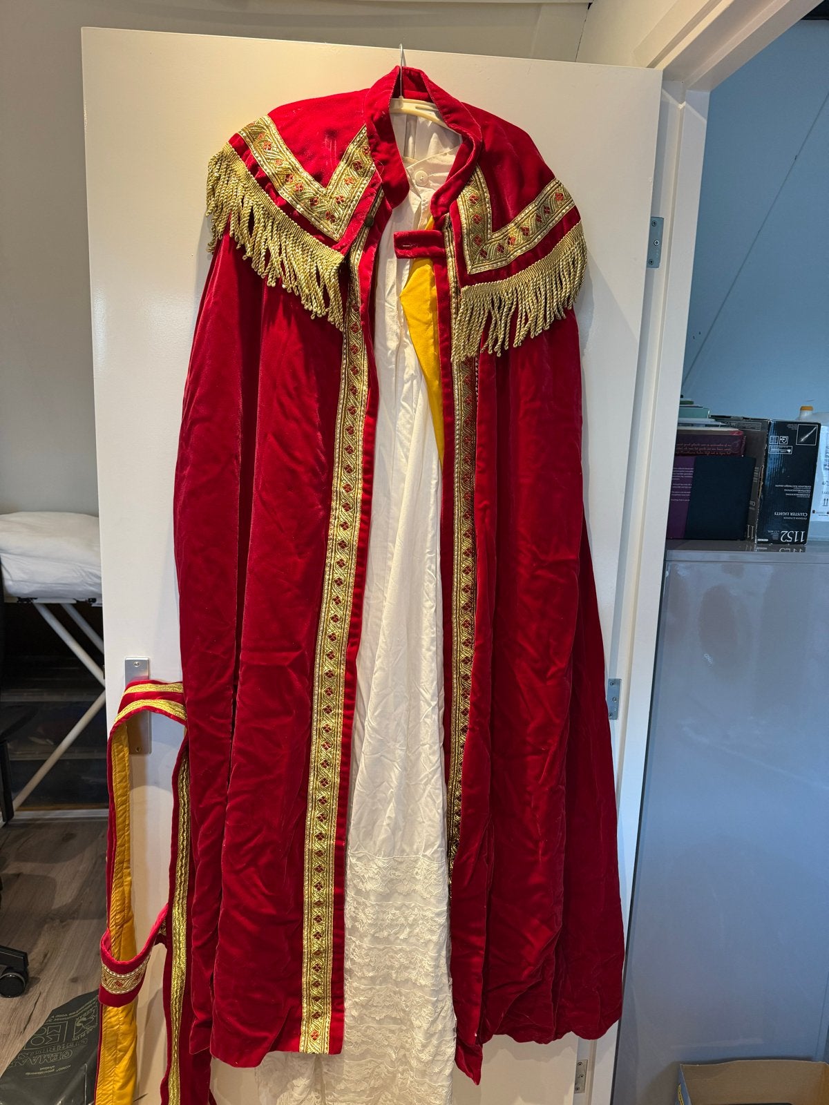 Compleet Sinterklaas en pieten pak, Diversen, Ophalen of Verzenden, Zo goed als nieuw