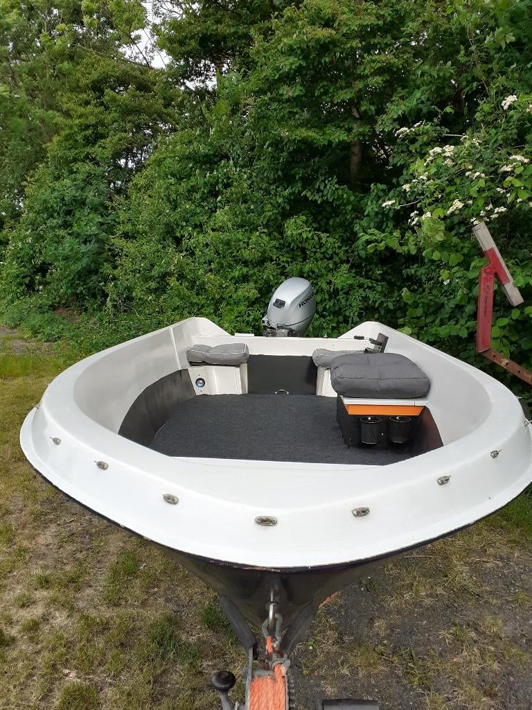vis/toerboot plus trailer, Watersport en Boten, Vis- en Consoleboten, Ophalen, Overige merken, Gebruikt, 4 m