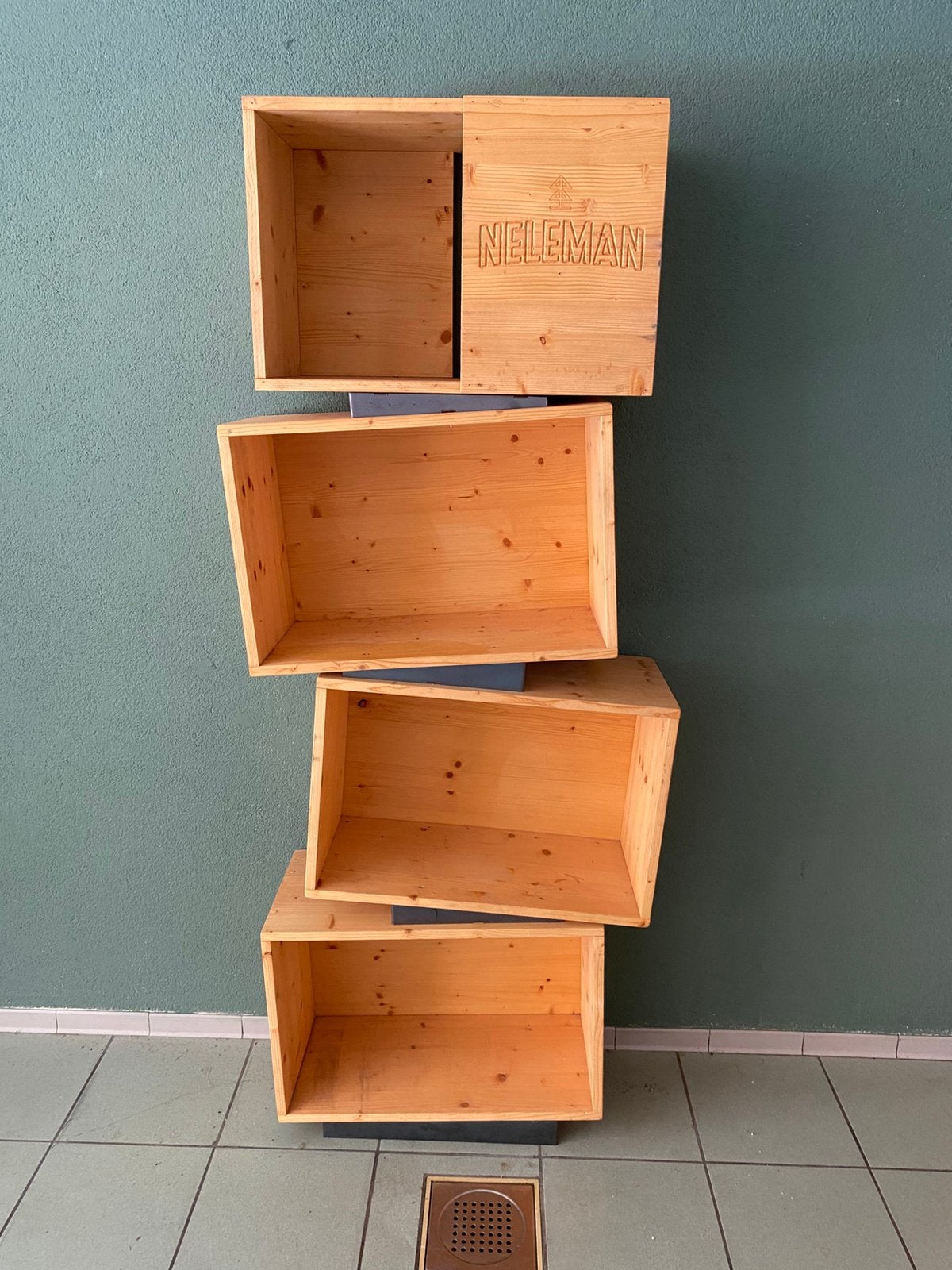 Grappige vakkenkast, schappenkast, Huis en Inrichting, Woonaccessoires | Kisten, Ophalen, Zo goed als nieuw, 150 tot 200 cm