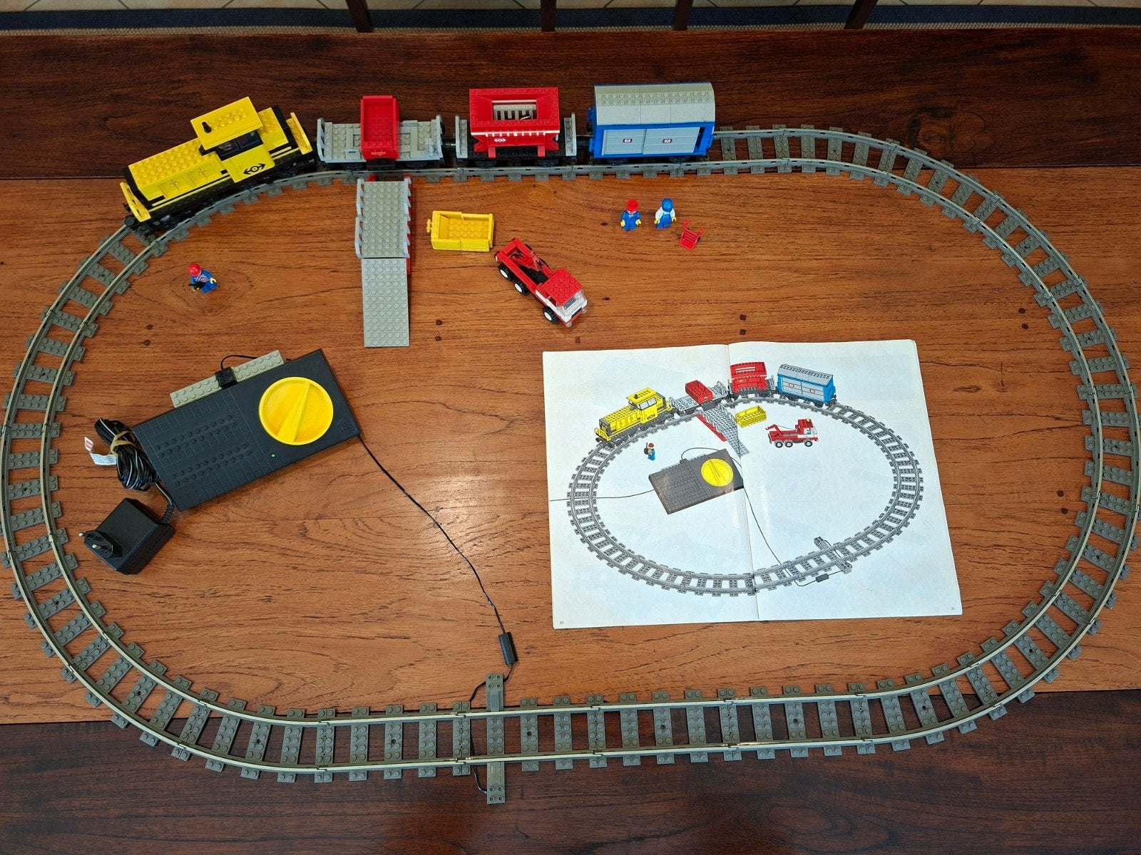 LEGO TREIN 4564 GOEDERENTREN 9VOLT, Lego, Ophalen of Verzenden, Minifiguur, Compleet