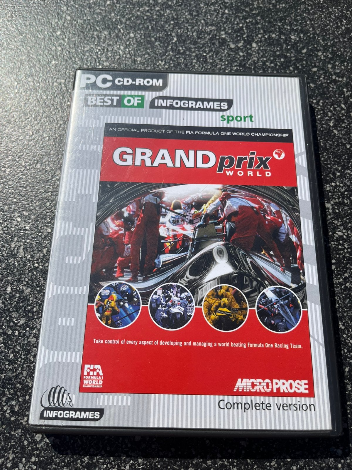 Grand Prix : World F1, 1 speler, Racen en Vliegen, Ophalen of Verzenden, Zo goed als nieuw