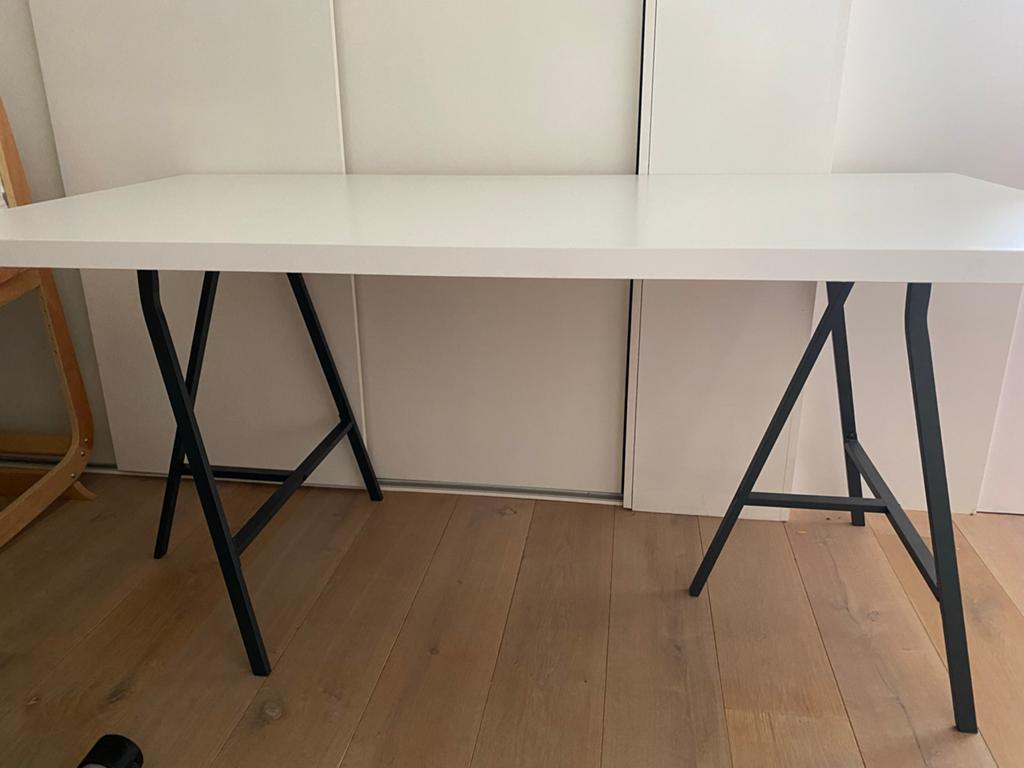 IKEA LINNMON Bureau met LERBERG schragen, Ophalen, Demontabel, Spaanplaat of MDF, Zo goed als nieuw
