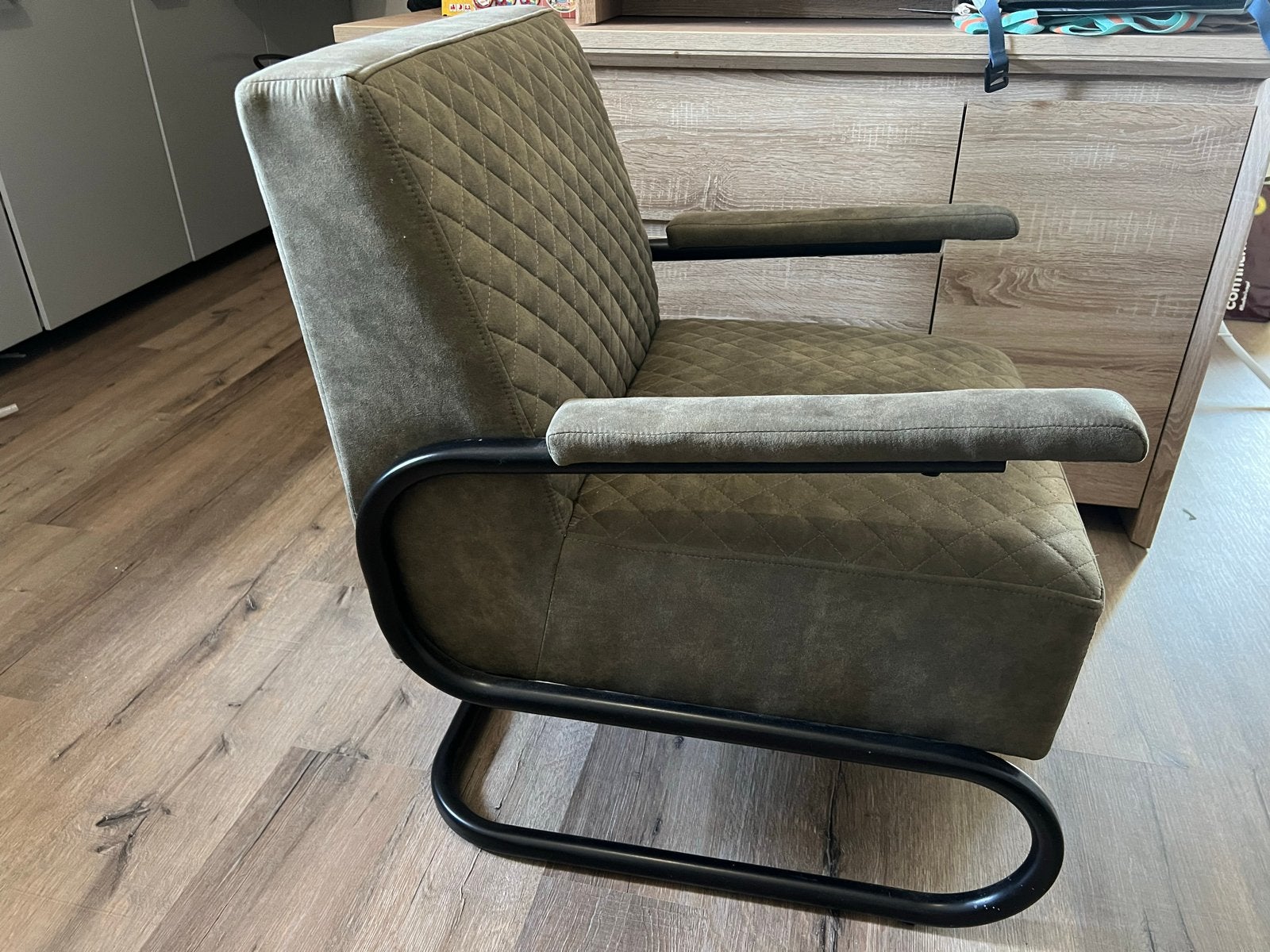 Fauteuil met metalen frame, Ophalen, Overige kleuren, Zo goed als nieuw, Metaal
