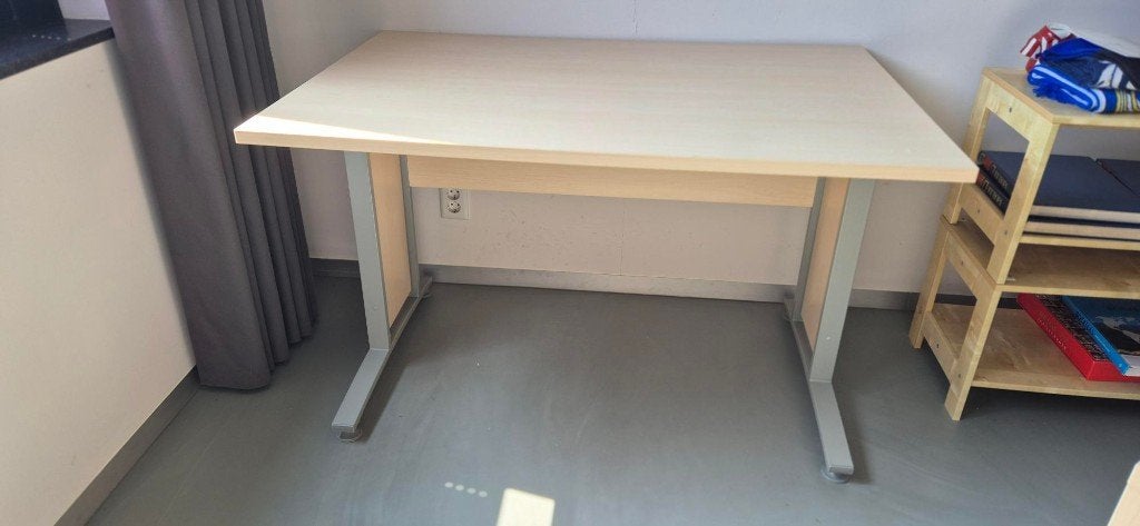 bureau en ladekastje, Ophalen, Gebruikt, 120 cm, Schoolbureau