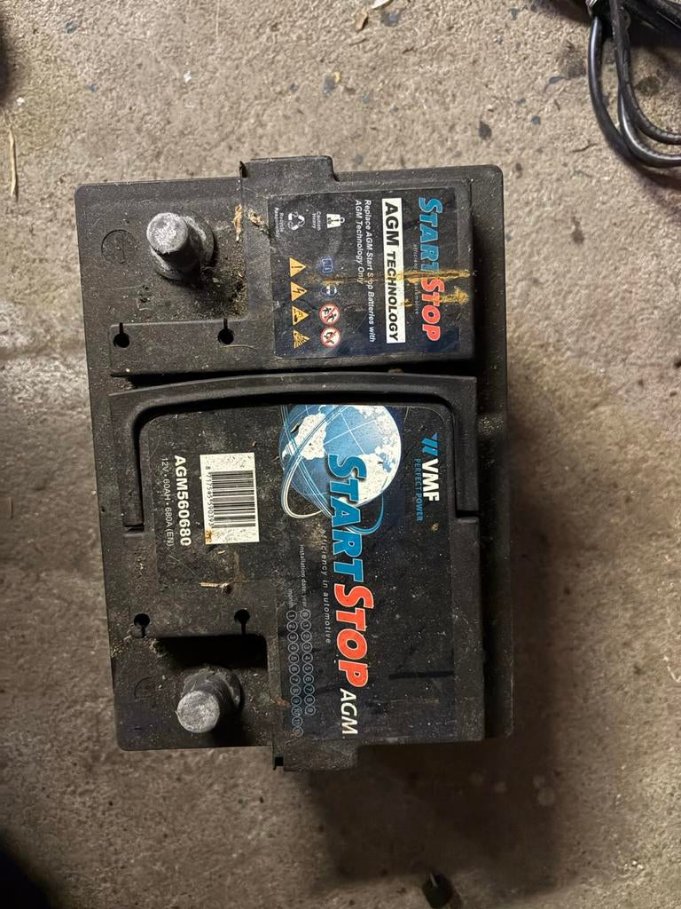VMF StartStop AGM Accu 12V 60AH 680A (EN) AGM560680, Ophalen, Gebruikt