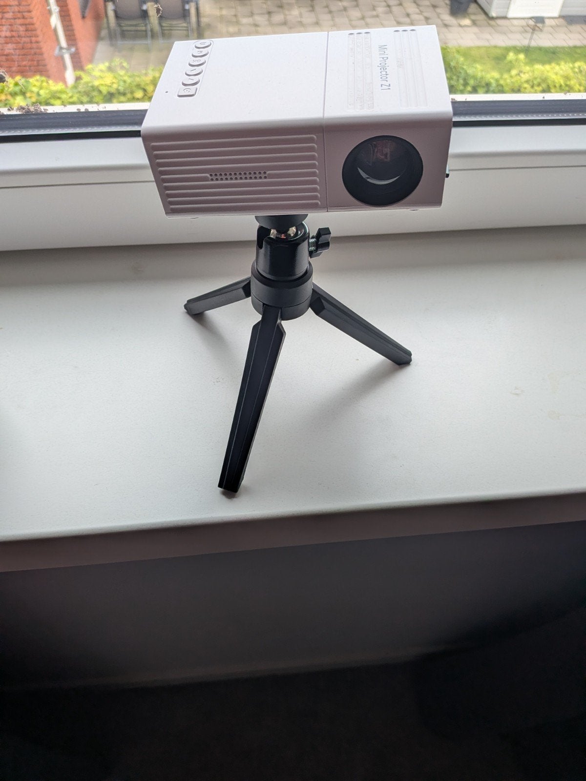 Nieuwe z1 mini projector, Audio, Tv en Foto, Ophalen, Nieuw, Overige technologieën, Overige resoluties