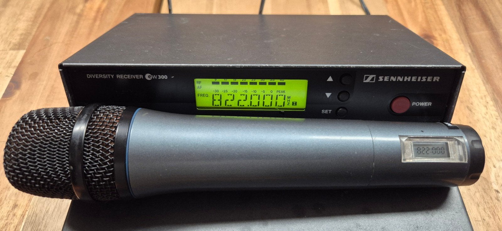 Sennheiser EW300/100 draadloze microfoonset met handzender, Ophalen of Verzenden, Gebruikt, Zangmicrofoon, Draadloos