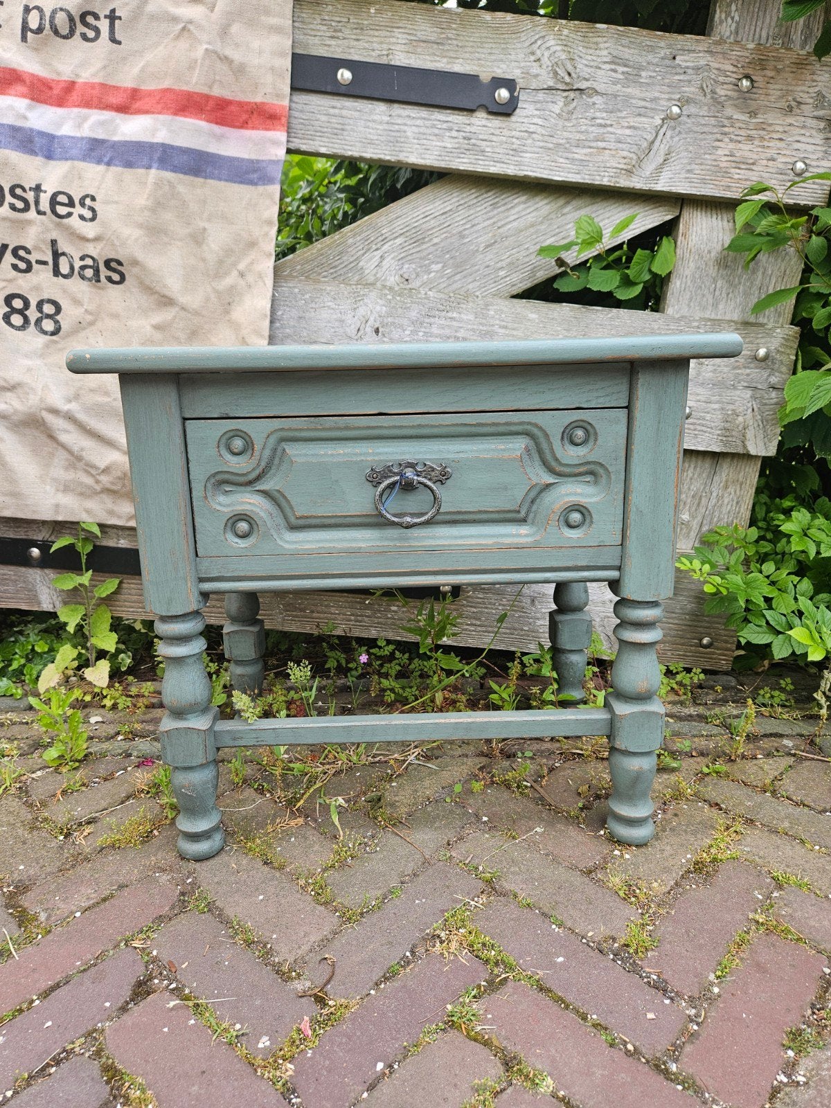Vintage bijzettafel met lade - Groen, Minder dan 45 cm, Minder dan 55 cm, Gebruikt, Ophalen of Verzenden