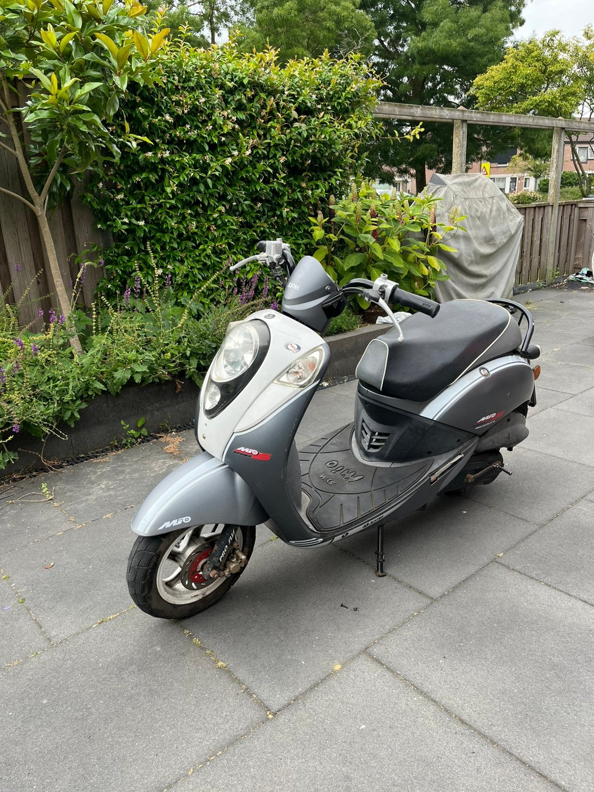 Sym Mio 50 Sport - Mooie scooter, Gebruikt, Maximaal 45 km/u, Benzine, 50 cc