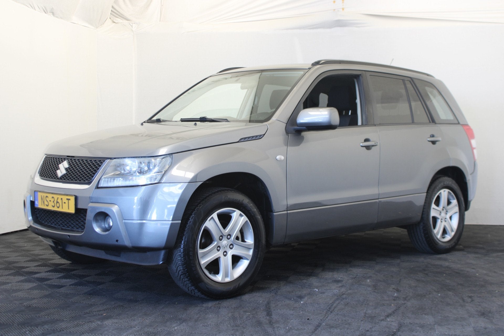 Suzuki Grand Vitara 2.0-16V JLX (bj 2007, automaat), Auto's, Automaat, Stof, 4 cilinders, Grand Vitara